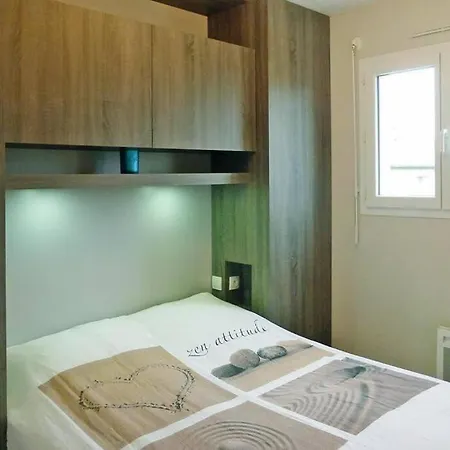 Baie Du Mont Saint Michel / De La Vaquerie 23 *